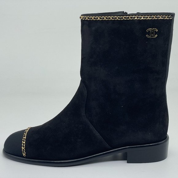 CHANEL 21A Suede Chain Trim Flat Ankle Booties Boots Shoes - Picture 1 of 15